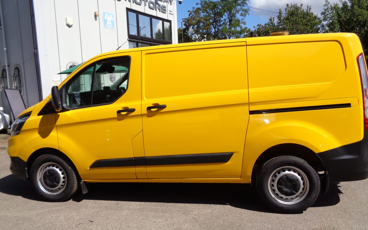 Ford Transit Custom 340 Leader L1h1 With Extras Pressbay Motors 5845